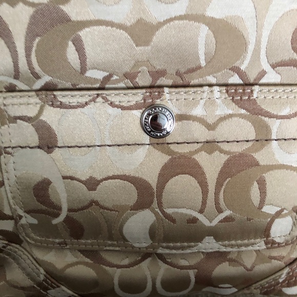 Coach Chelsea Optic Signature Turnlock Bag - Picture 4 of 7